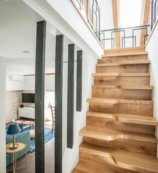 וילה בת 3 חדרי שינה, Villa Lucia