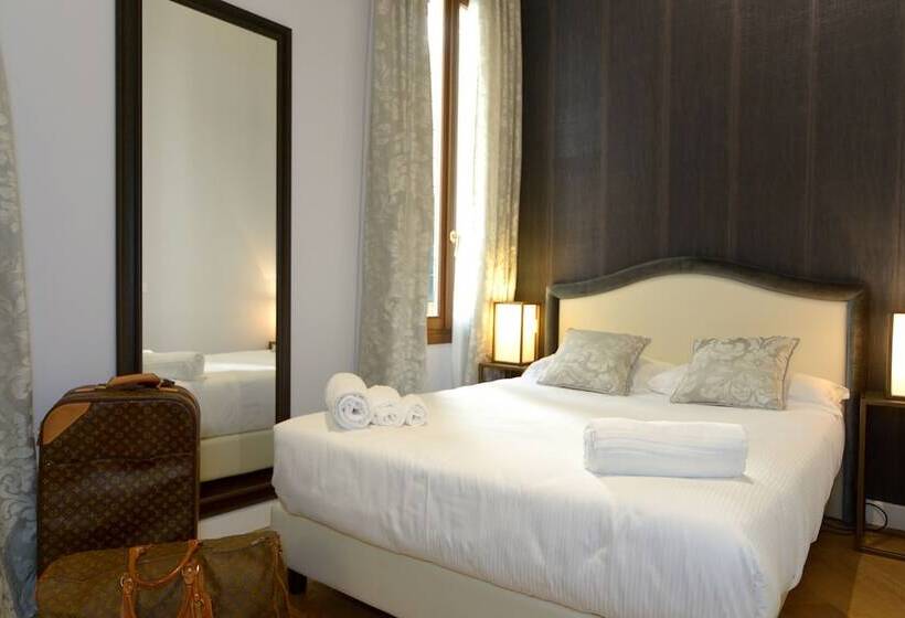 آپارتمان 2 خوابه, Residence La Fenice