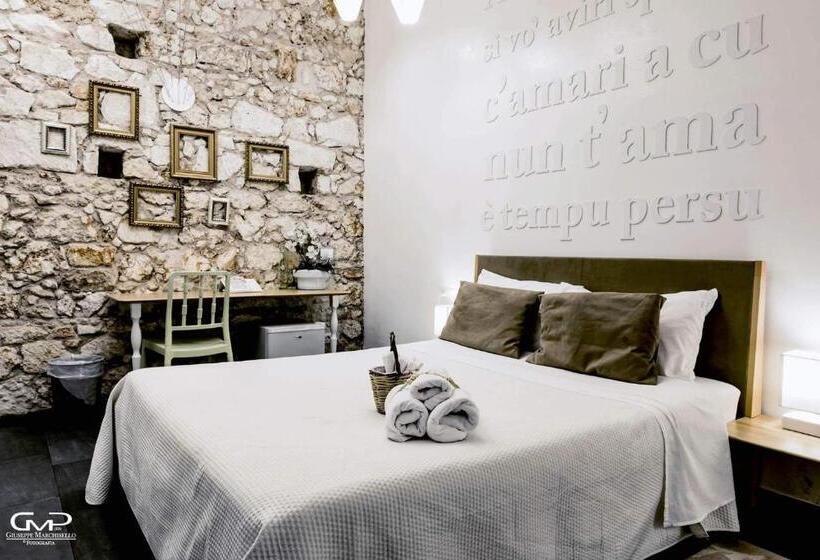 اتاق استاندارد سه نفره, B&b Siracusa
