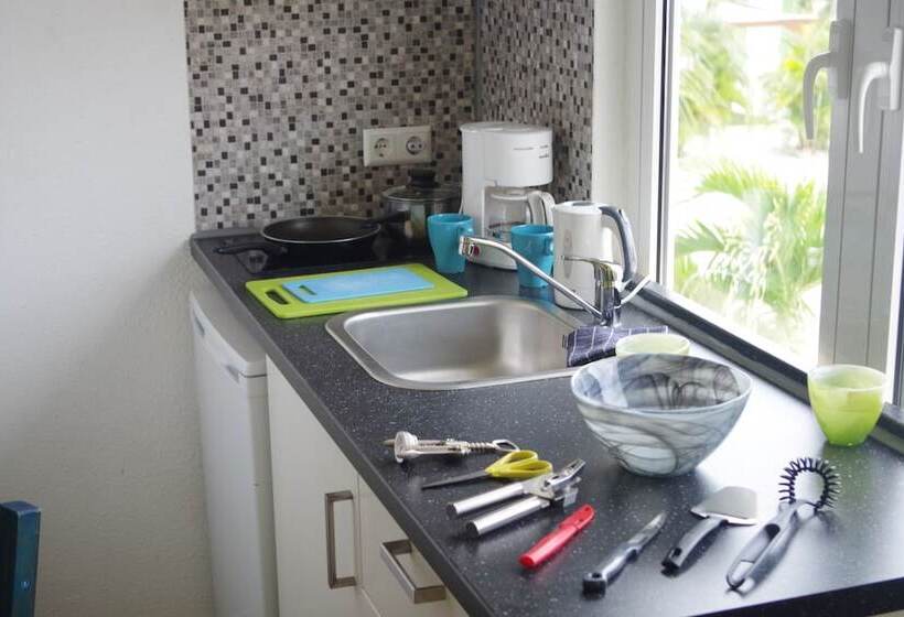 Standard Studio, Willemstad Resort