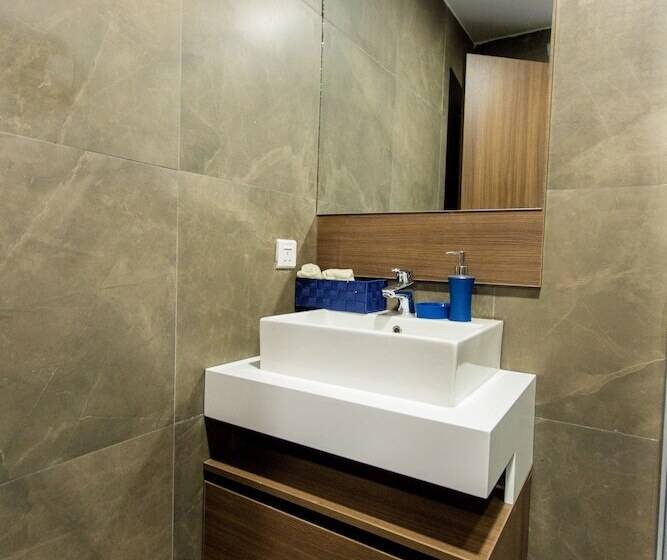 آپارتمان دلوکس 3 خوابه, Accra Luxury Apartments