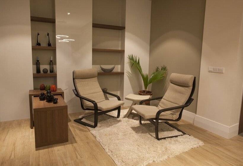 آپارتمان دلوکس 3 خوابه, Accra Luxury Apartments