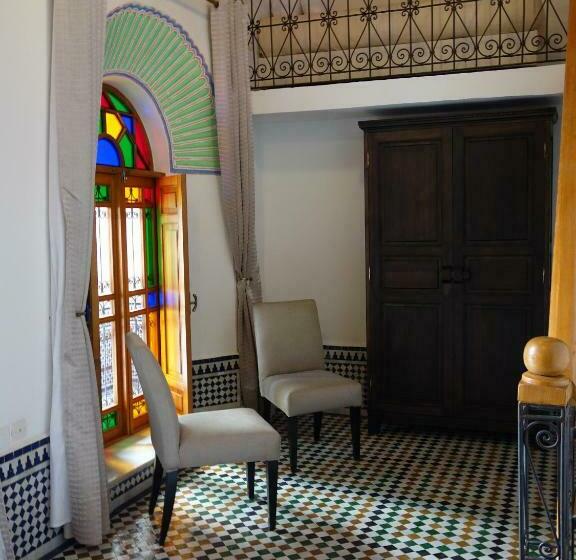 سوییت با چشم‌انداز باغ, Riad Sabah