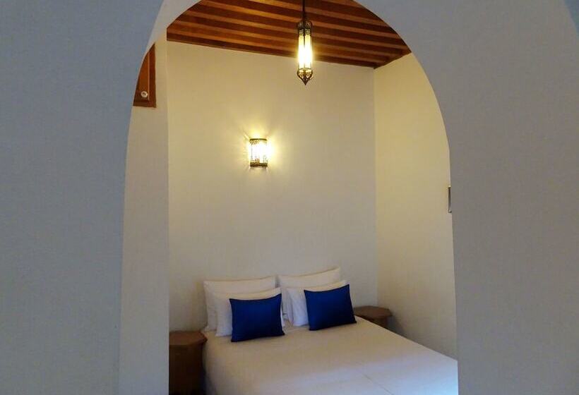 اتاق استاندارد چهار تخته, Riad Sabah