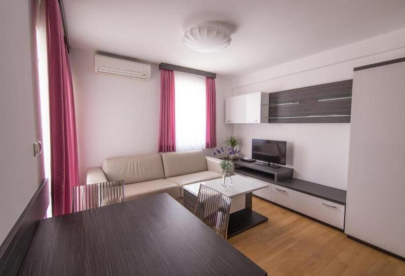آپارتمان 2 خوابه با چشم‌انداز دریا, Villa Novak