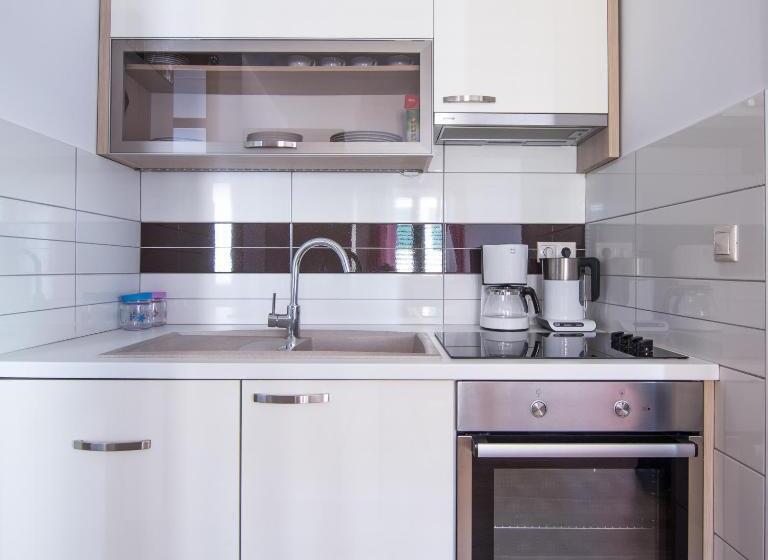 آپارتمان 2 خوابه با چشم‌انداز دریا, Villa Novak