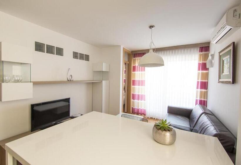 آپارتمان 1 خوابه با بالکن و چشم‌انداز دریا, Villa Novak