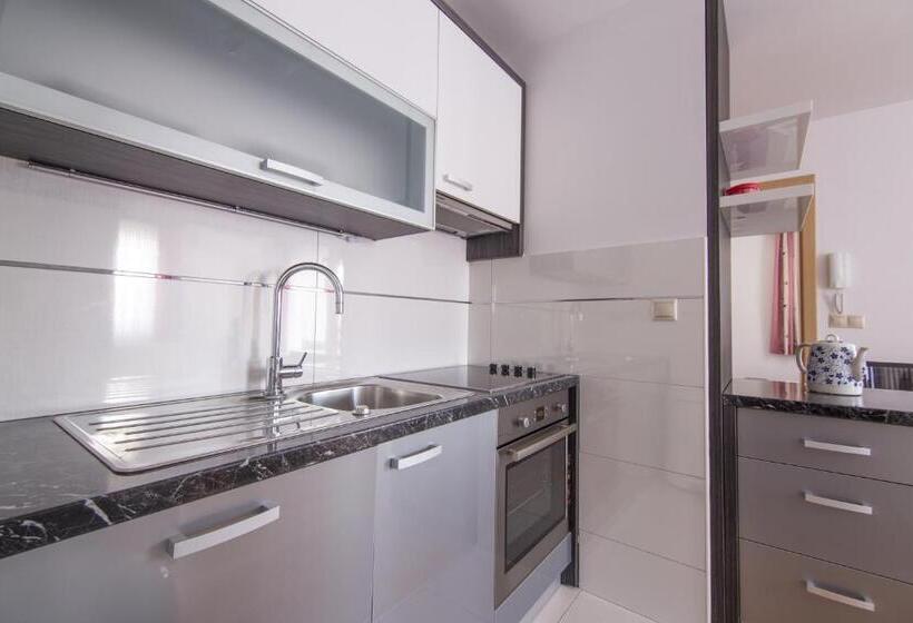 آپارتمان 2 خوابه با چشم‌انداز دریا, Villa Novak