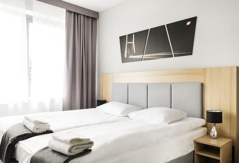 Трехместный Номер Классика, Waw Hotel Airport Okęcie
