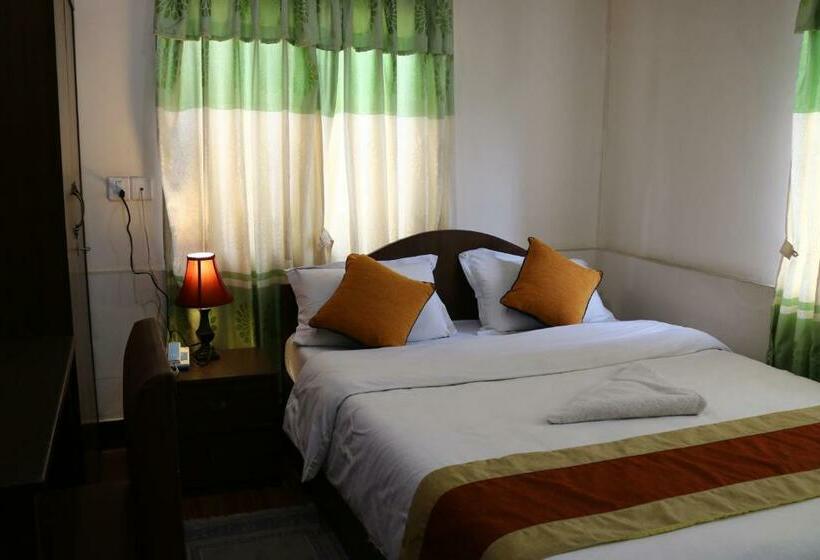 اتاق سوپریور, Kathmandu Peace Guest House