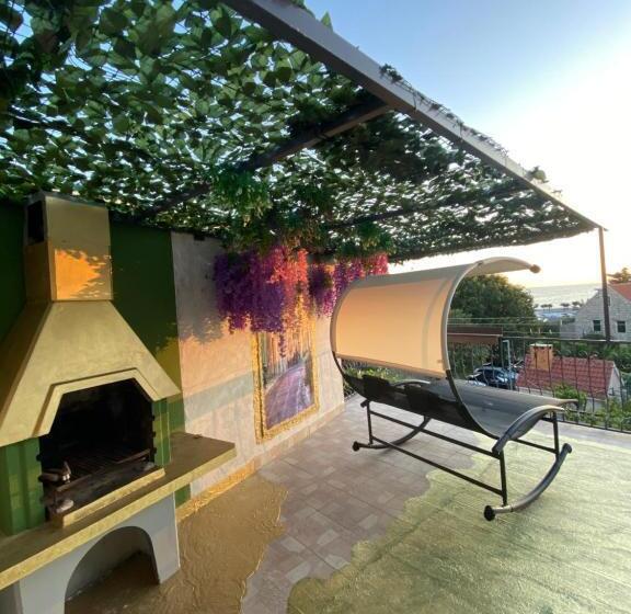 آپارتمان 1 خوابه با چشم‌انداز دریا, Villa Ria
