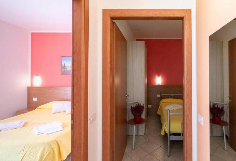Апартаменты 2 Спальни, Residence La Collina