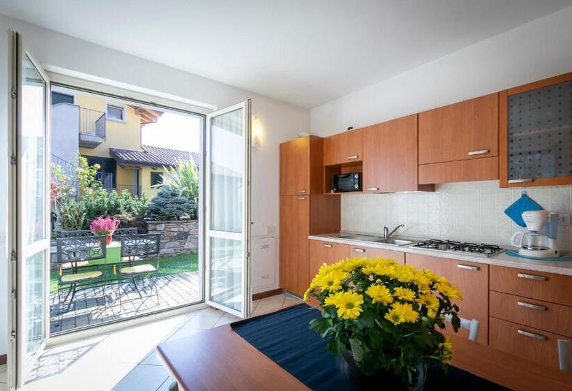 Апартаменты 2 Спальни, Residence La Collina