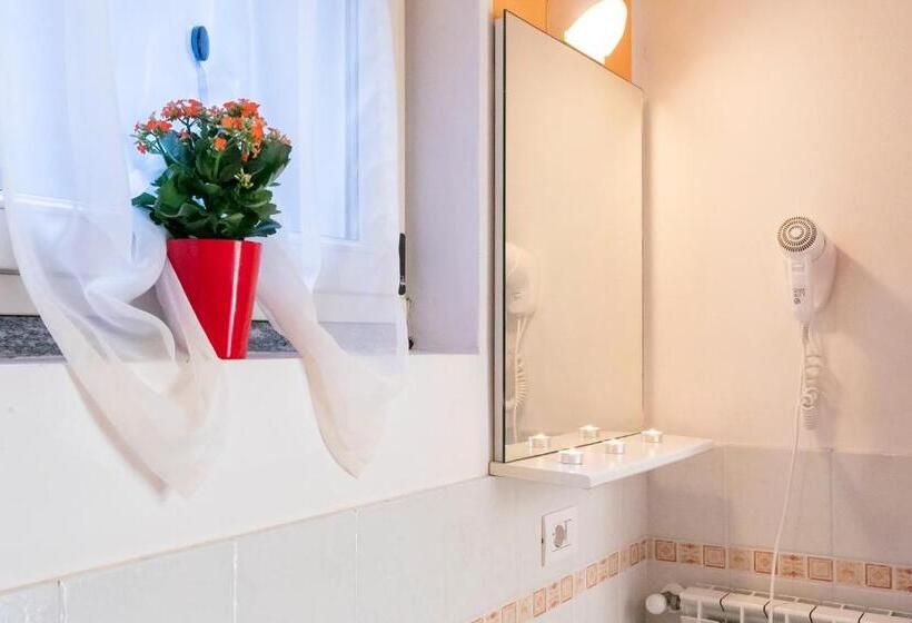 Апартаменты 1 Спальня с Видом, Residence La Collina