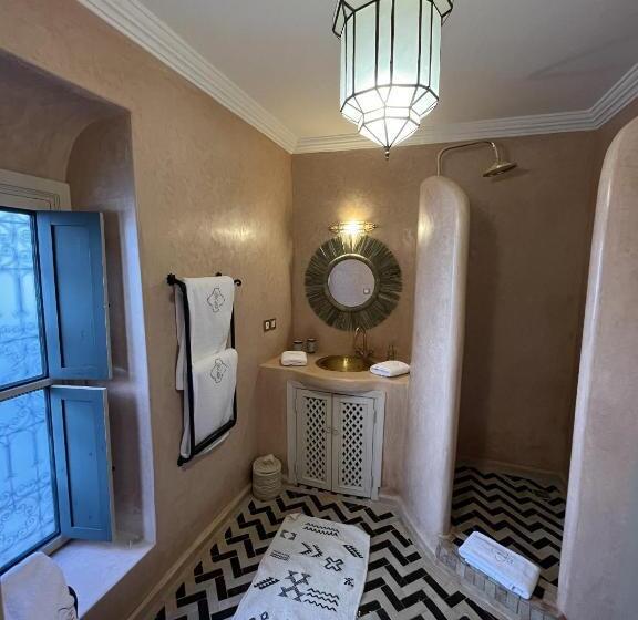اتاق سوپریور, Riad Ecila