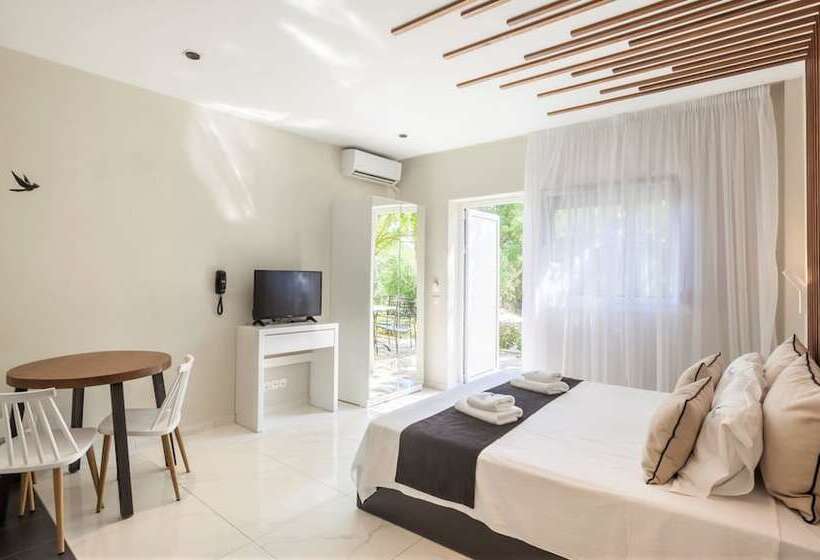 Номер Deluxe, Avatel Eco Lodge