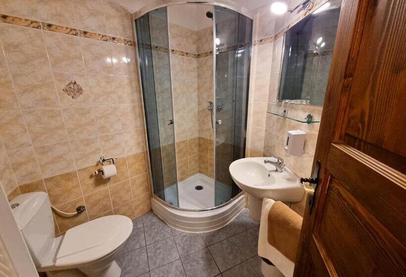 Апартаменты 1 Спальня, Penzion Rotunda