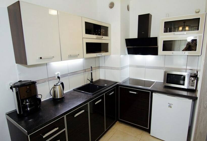 آپارتمان 1 خوابه, Golden Sun Apartments    Bursztynowe
