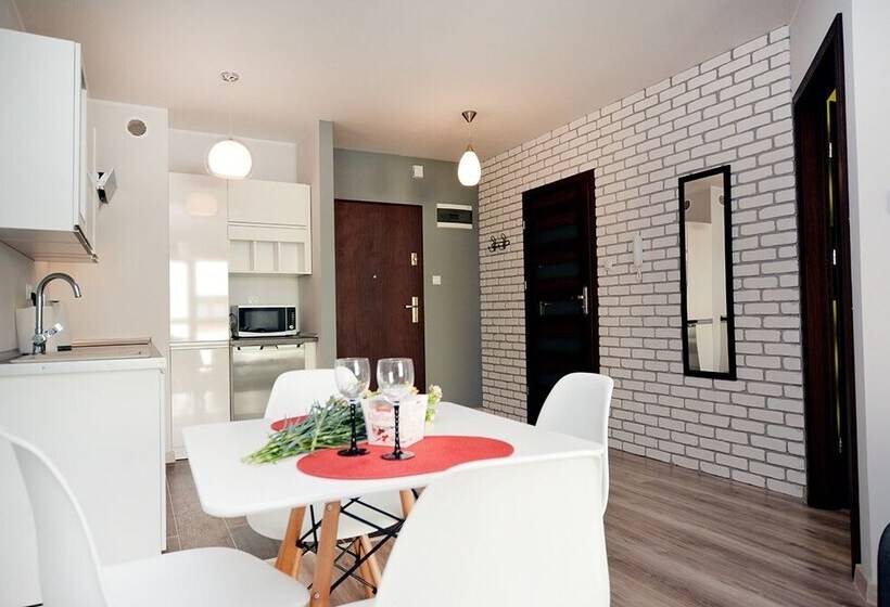 آپارتمان 1 خوابه, Golden Sun Apartments    Bursztynowe