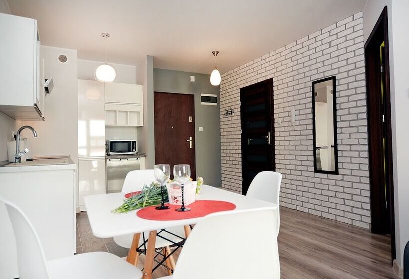 آپارتمان 1 خوابه, Golden Sun Apartments    Bursztynowe