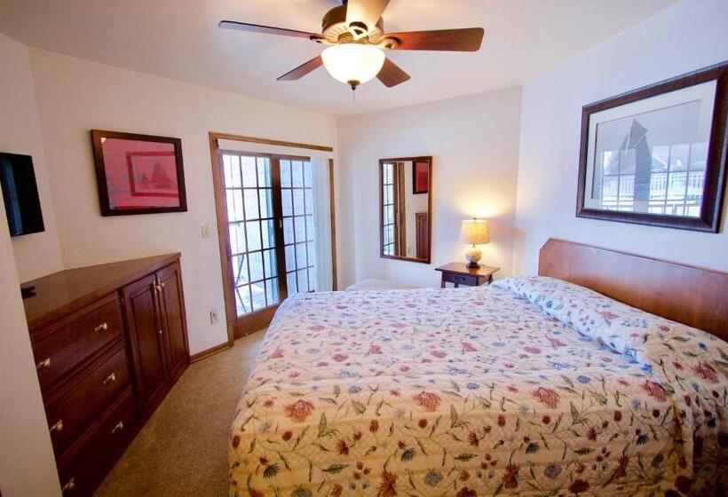 Люкс Повышенной Комфортности, Baileys Harbor Yacht Club Resort