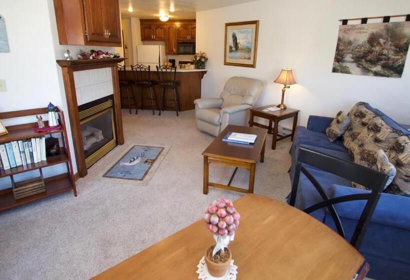 Люкс Кровать Кинг, Baileys Harbor Yacht Club Resort