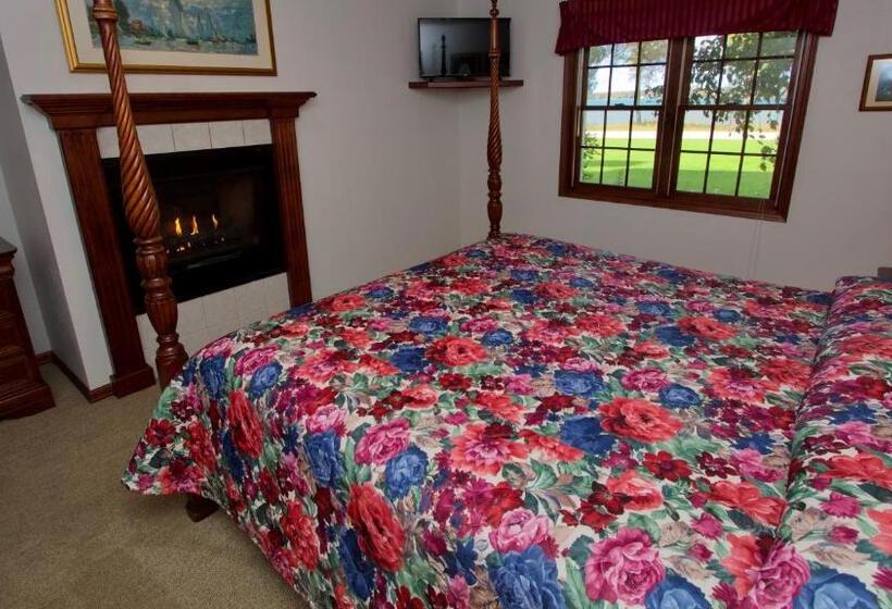 Люкс Superior, Baileys Harbor Yacht Club Resort