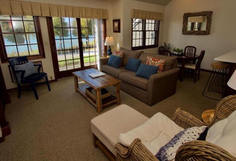 Люкс 2 Спальни, Baileys Harbor Yacht Club Resort