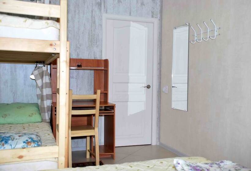 家庭间, Hostel Na Gurtyeva