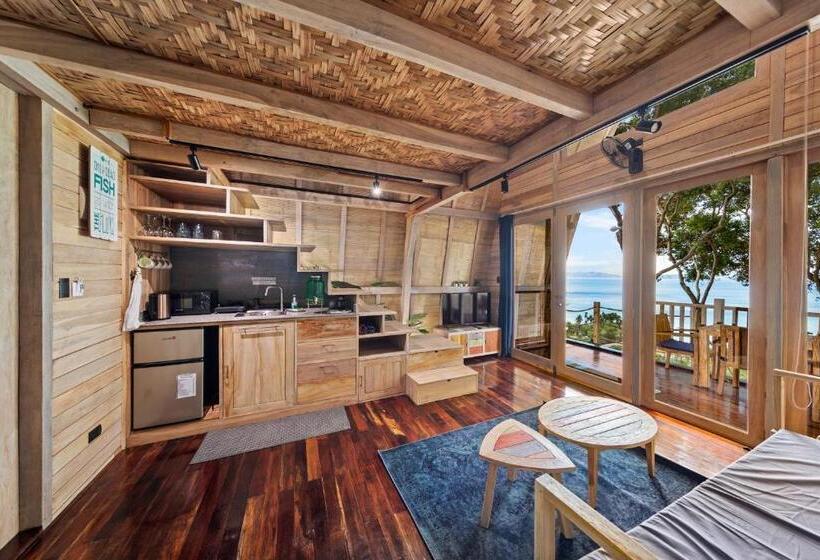스위트 킹사이즈 침대, Lumbung Loft Villas At Karuna El Nido
