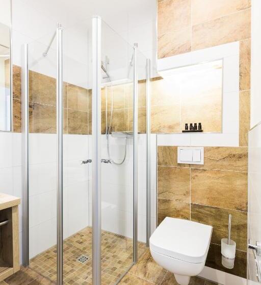 싱글 디럭스 룸, Sky Hotel Cloppenburg