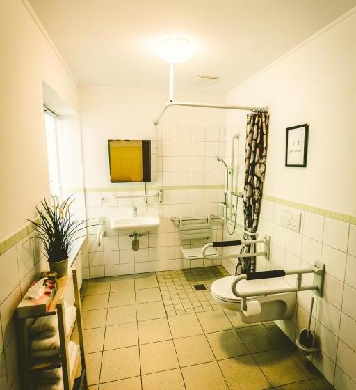 Standard room with outdoor bath, Ostel Jugendhotel Bremervörde
