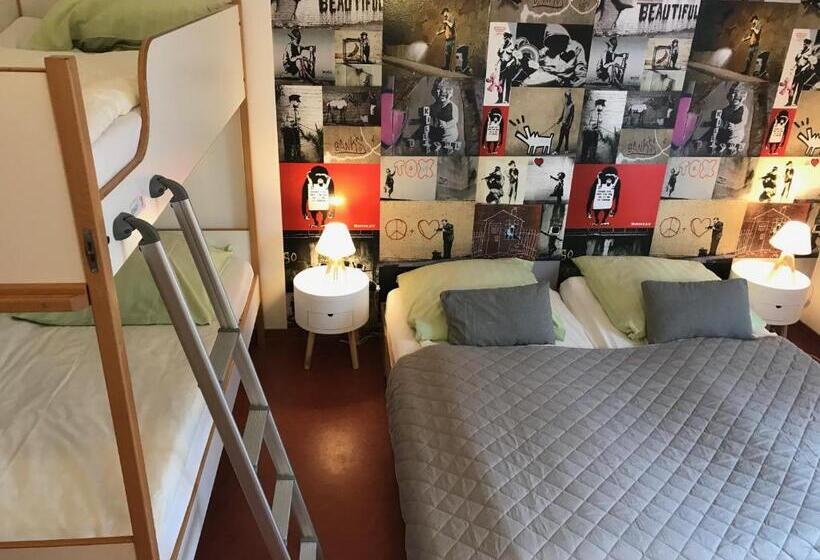 חדר משפחתי, Ostel Jugendhotel Bremervörde