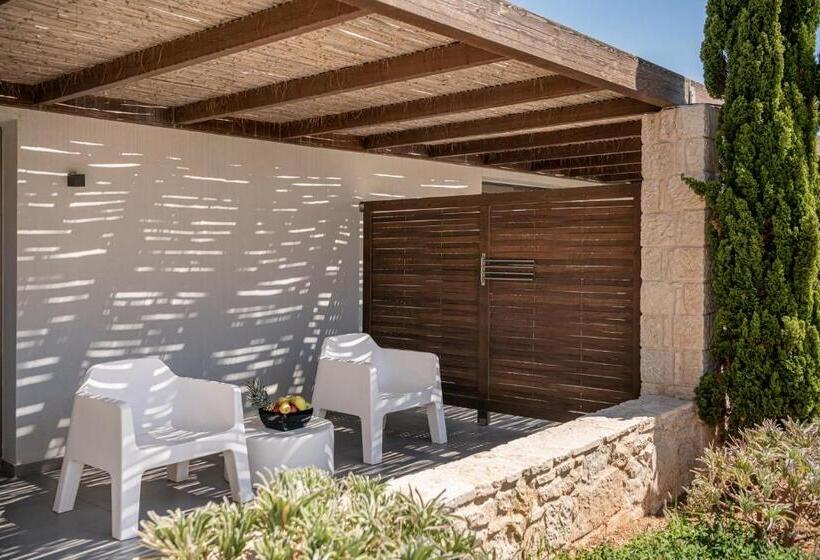 اتاق استاندارد با چشم‌انداز باغ, Kakkos Beach Hotel   Adults Only
