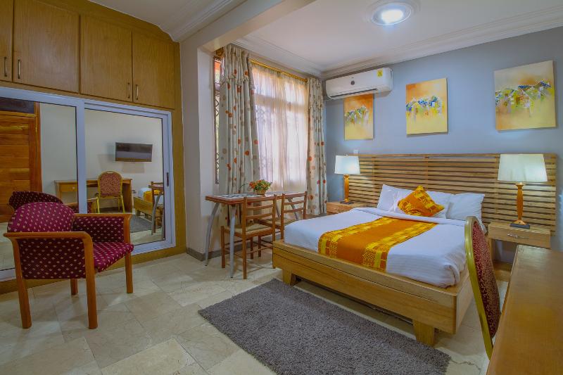Номер Стандарт Индивидуальный, Central Hotel   Osu