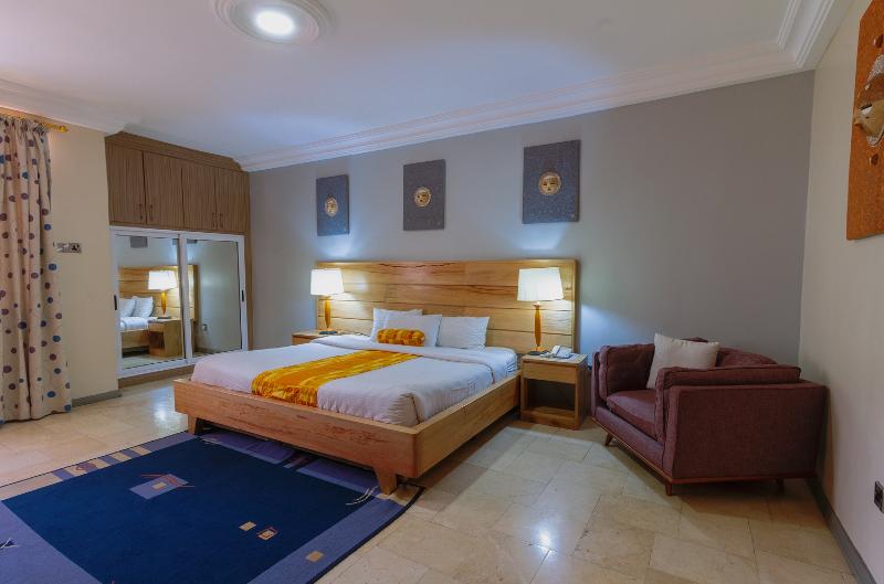 Номер Deluxe, Central Hotel   Osu
