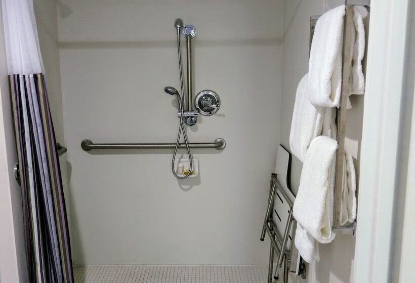 장애인을 위한 더블 침대 스탠다드 룸, La Quinta By Wyndham Melbourne Viera