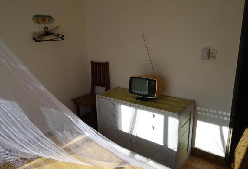 Дом 3 Спальни, Gaia Hostal