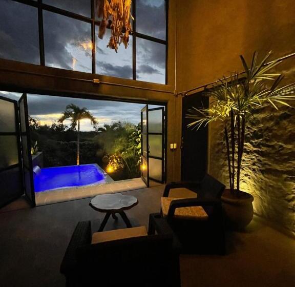 اتاق لوکس, Ecoparadise