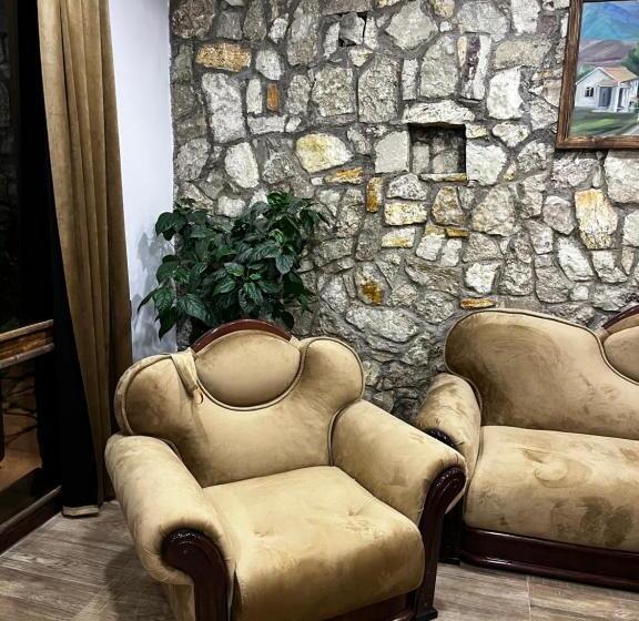 シャレー1寝室, Ojakh Resort