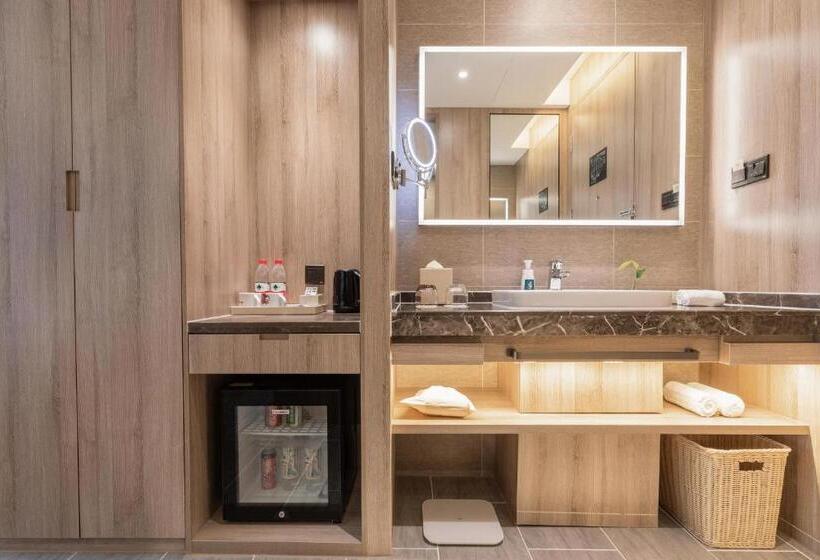 Номер Стандарт, Atour Hotel Wuhan Tianhe Airport Tenglong Avenue Subway Station