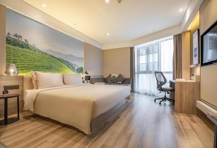 Номер Стандарт, Atour Hotel Wuhan Tianhe Airport Tenglong Avenue Subway Station