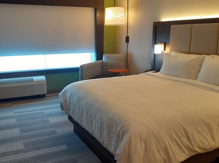 Номер Стандарт, Holiday Inn Express & Suites Richburg, An Ihg