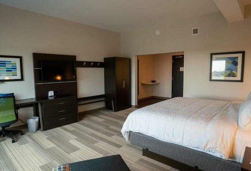 Номер Executive Кровать Кинг, Holiday Inn Express & Suites Richburg, An Ihg
