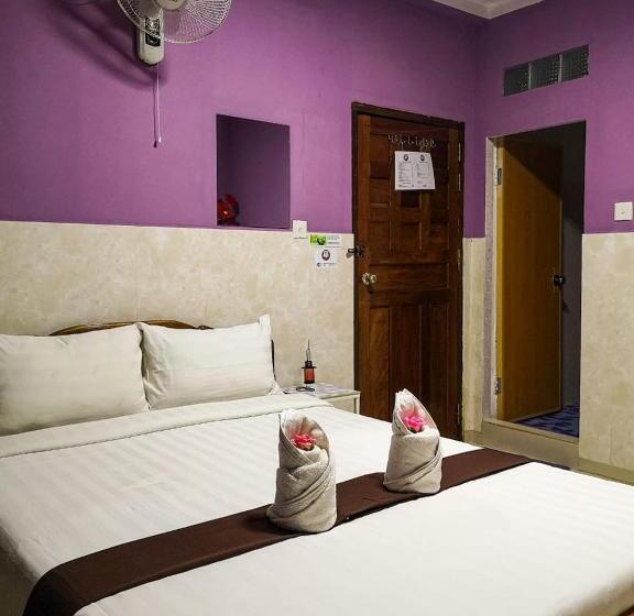 اتاق سوپریور, Route 76 Guest House