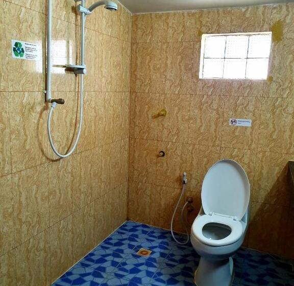 اتاق لوکس خانوادگی, Route 76 Guest House