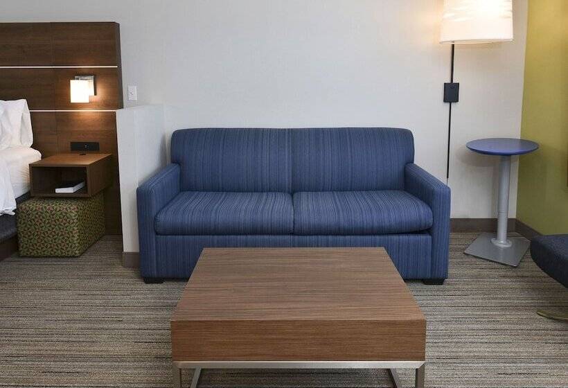 Люкс, Holiday Inn Express & Suites   Madisonville, An Ihg