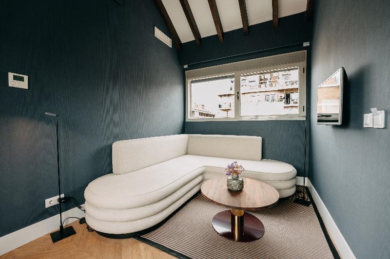 سوییت, Soho Boutique Colon