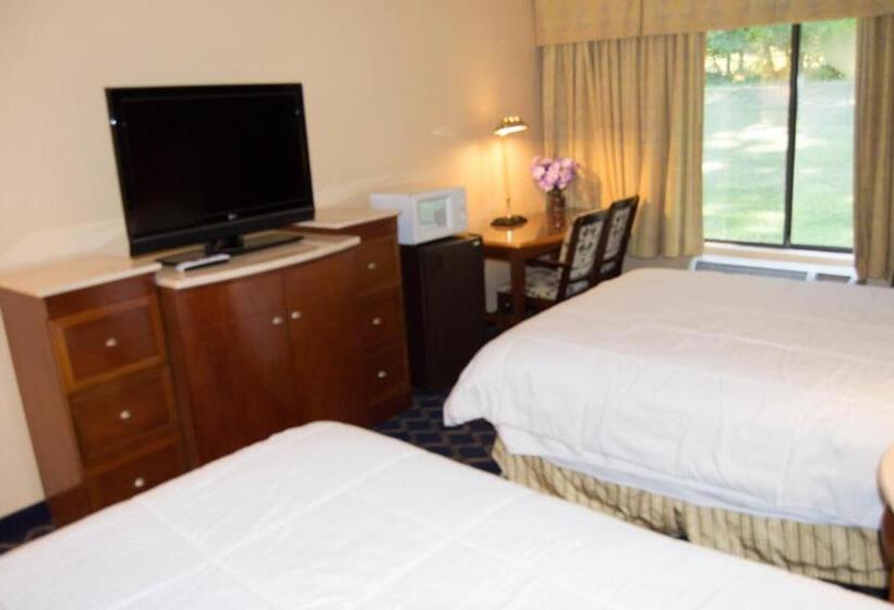 Номер Стандарт, Aderi Hotel Near Casino