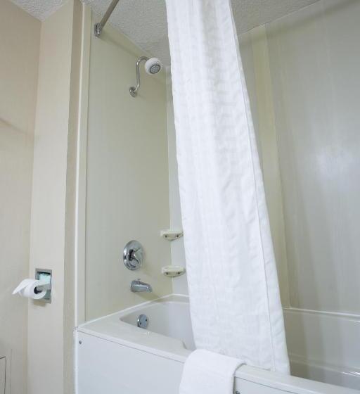Номер Стандарт Адаптированный для Инвалидов, Best Western Plus Inn At Hunt Ridge